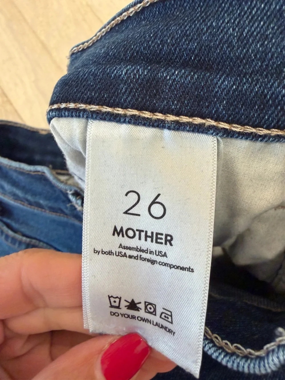 MOTHER Denim The Hustler Heel Fray Jeans in Yakkity Yak Size 26